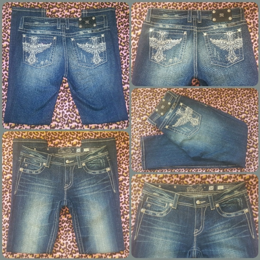 💞NEW! MISS ME BUCKLE GOTH CROSS WINGS BLING JEANS